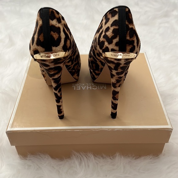 Pre-loved MK Milan Cheetah Platform - Picture 3 of 4